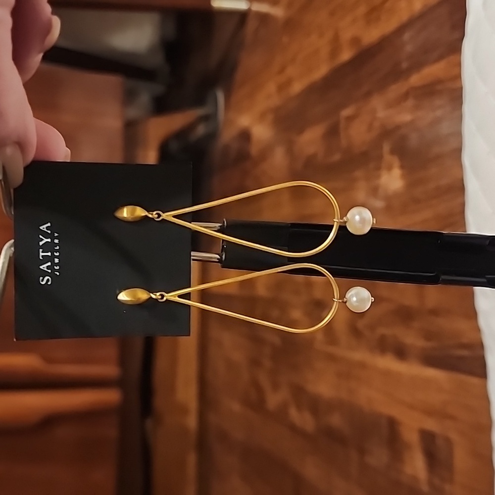 Satya 18K gold plated Teardrop Pearl Earring - Price Is Firm
